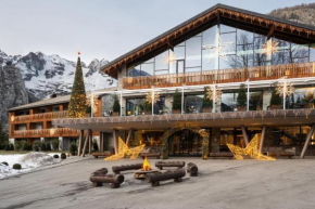 Grand Hotel Courmayeur Mont Blanc, by R Collection Hotels